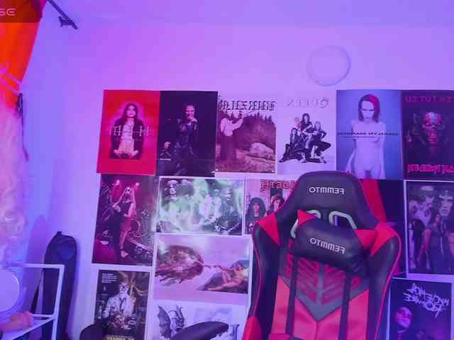Mistresscrowley-666 webcam