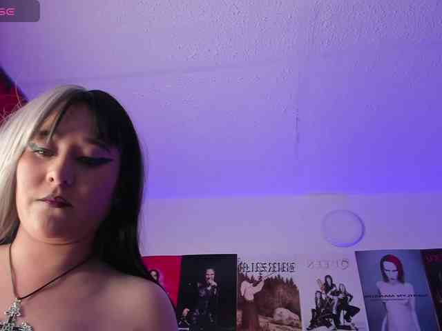 mistresscrowley-666's live room