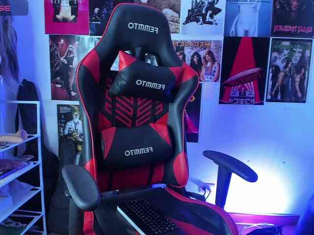 Mistresscrowley-666 webcam