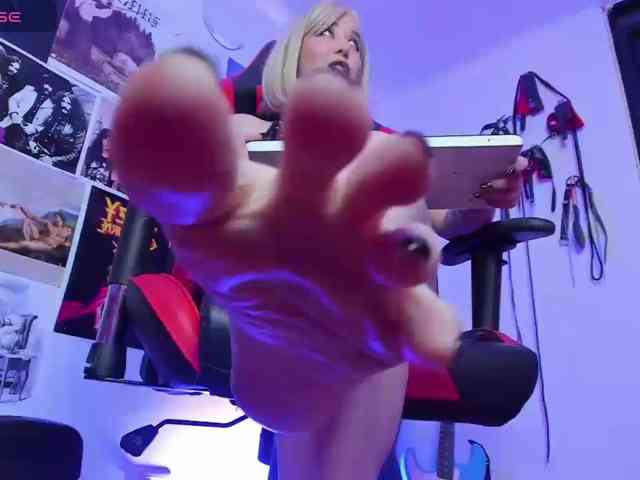 Mistresscrowley-666
