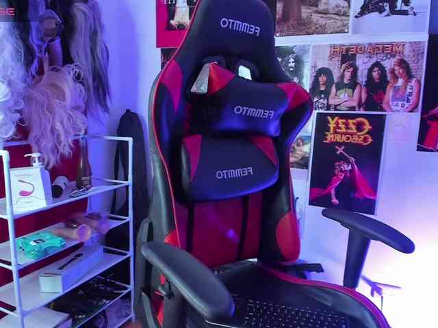 Mistresscrowley-666 webcam