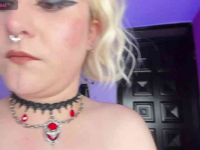 Mistresscrowley-666 webcam
