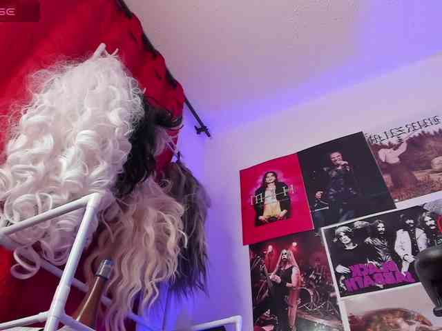 Mistresscrowley-666 webcam