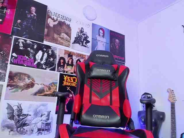 Mistresscrowley-666 webcam