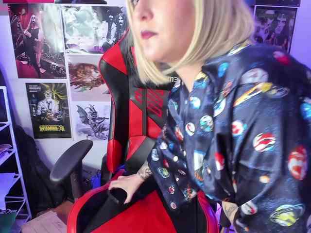 Mistresscrowley-... Live Webcam on BongaCams