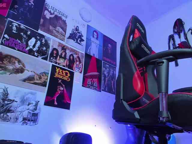 Mistresscrowley-666 webcam