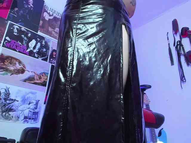 Mistresscrowley-666 webcam