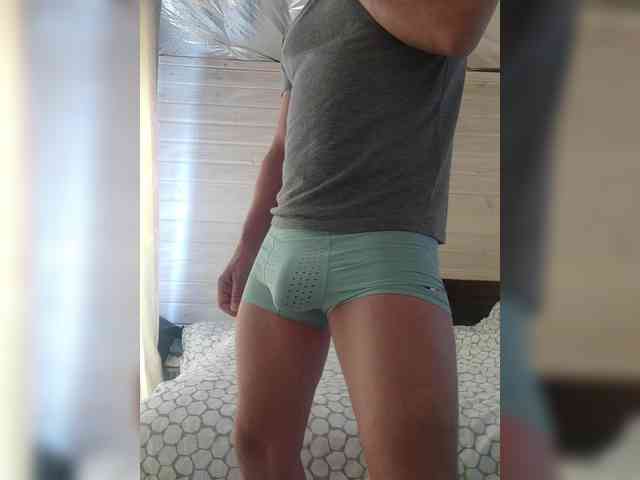 Artemch Live Webcam on BongaCams