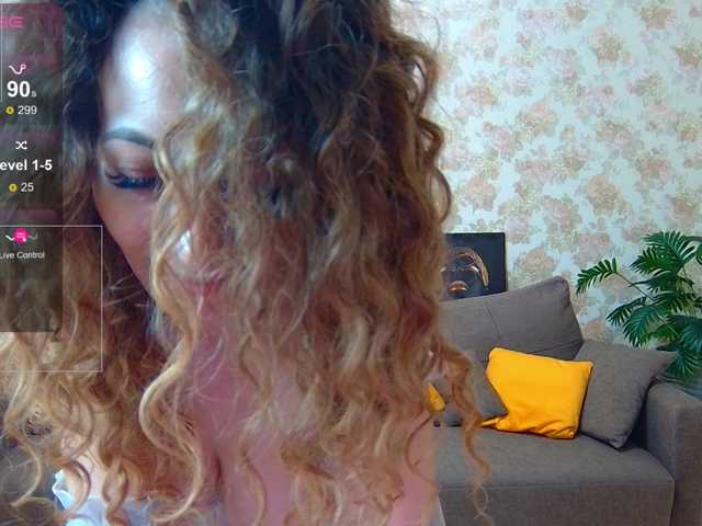 KateNotley live cam on BongaCams
