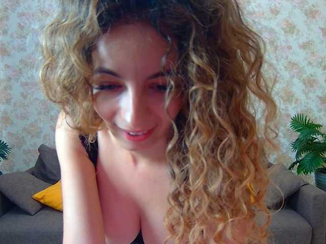 KateNotley live cam on BongaCams