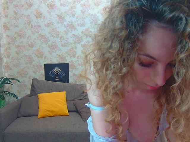KateNotley webcam