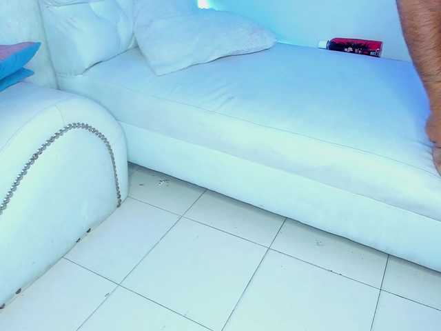 3loverlive1 live cam on BongaCams