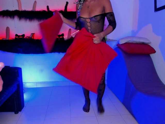 3loverlive1 live cam on BongaCams