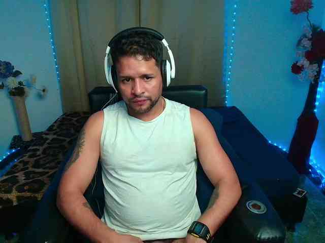 LucasGaeel LucasGaeel
