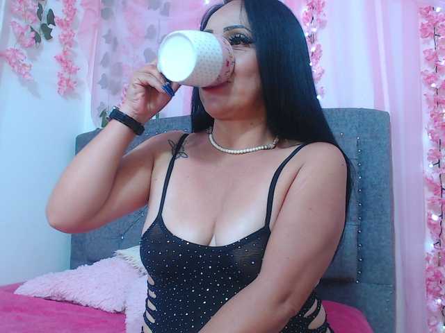 Gemasweet live cam on BongaCams
