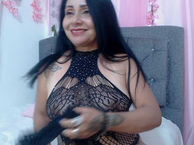 Gemasweet live cam on BongaCams
