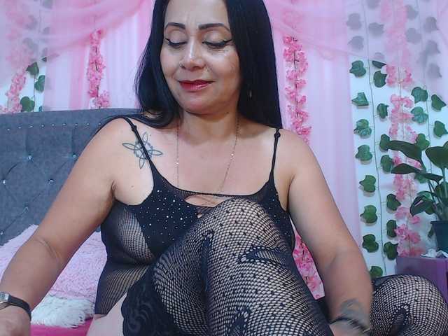 Gemasweet live cam on BongaCams