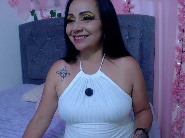 Gemasweet live cam on BongaCams