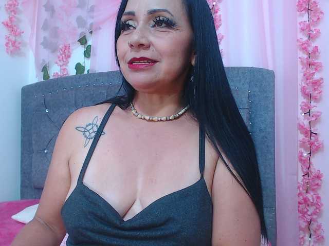 Gemasweet live cam on BongaCams
