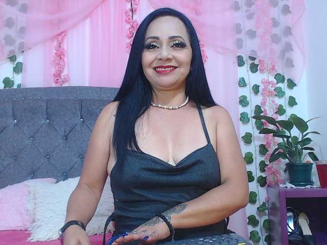 Gemasweet live cam on BongaCams
