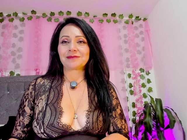 Gemasweet live cam on BongaCams