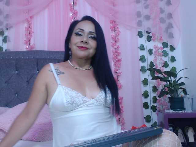 Gemasweet live cam on BongaCams