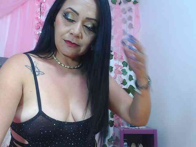 Gemasweet Live Webcam on BongaCams