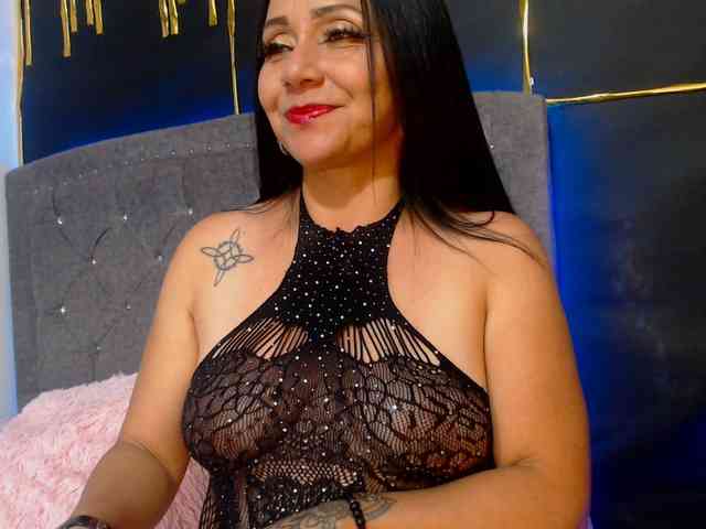 Gemasweet Live Webcam on BongaCams