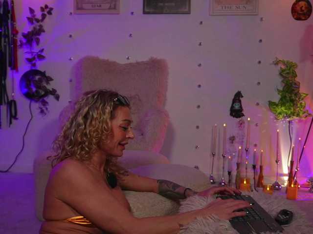 curlynatashaa
