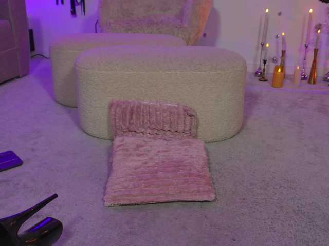 curlynatashaa live cam on BongaCams