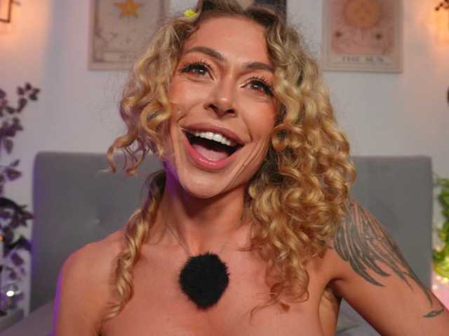 curlynatashaa