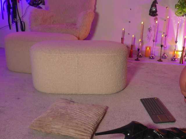 curlynatashaa live cam