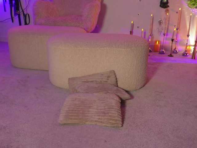 curlynatashaa's BongaCams show and profile