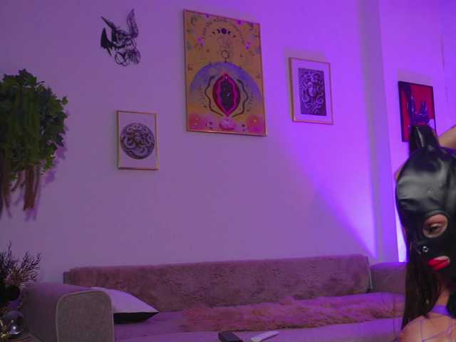 curlynatashaa live cam on BongaCams