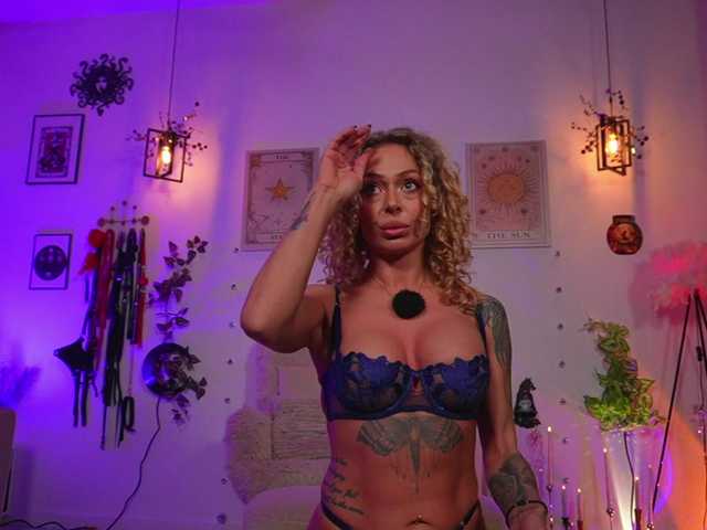 curlynatashaa