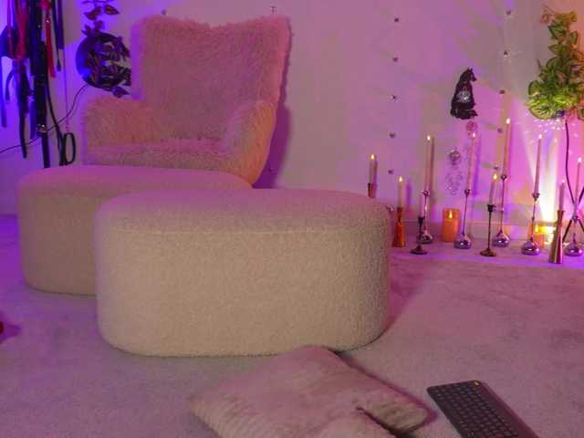 Sex chat gratuit in direct cu curlynatashaa pe BongaCams