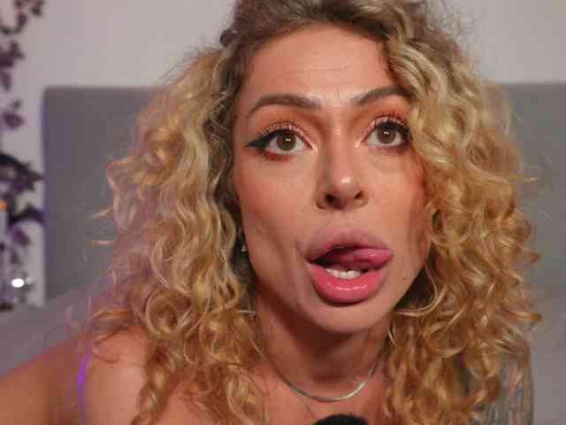 curlynatashaa