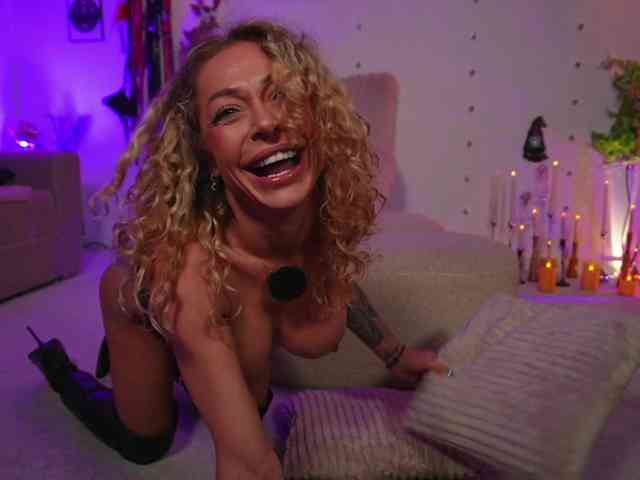 curlynatashaa