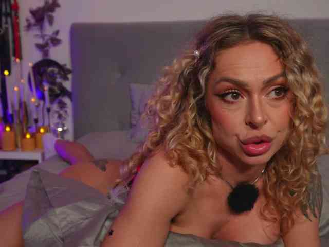 curlynatashaa