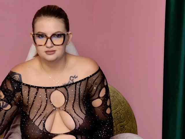 Modella: LunnaSky