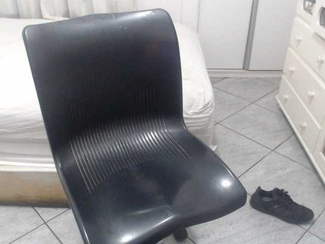 MysterBearMG live webcam show