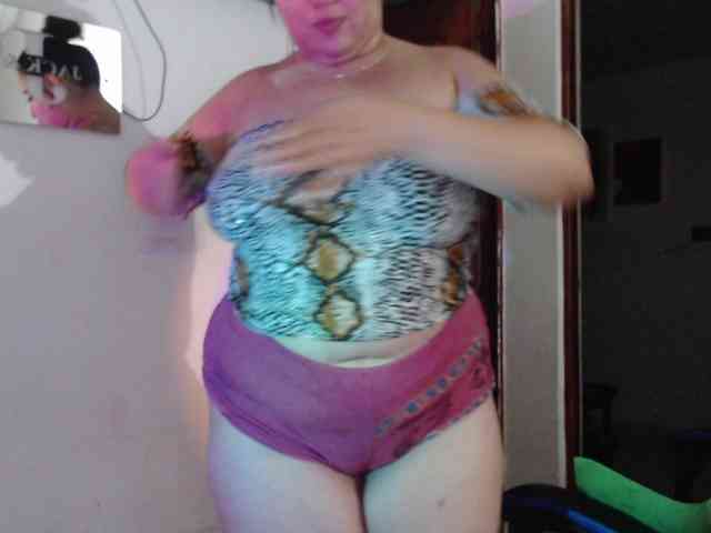 GraceYuly webcam