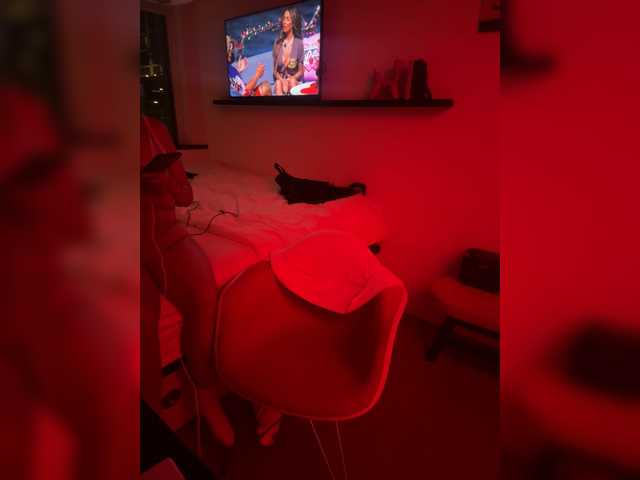 BIGxRED preview