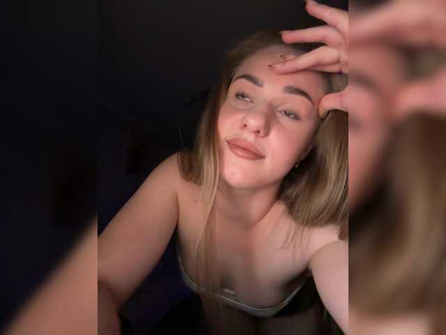Angelina-8