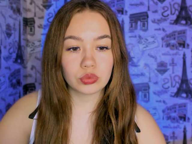 SaraKox live cam on BongaCams