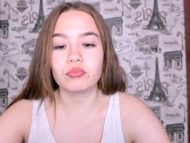 SaraKox live cam on BongaCams
