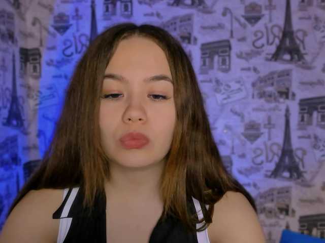 SaraKox live cam on BongaCams