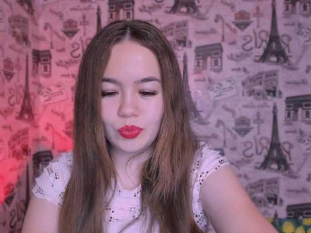 SaraKox live cam on BongaCams