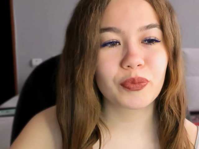 SaraKox's BongaCams show and profile