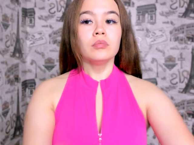 SaraKox live webcam show